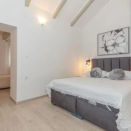 度假居 In With Wifi Unesic