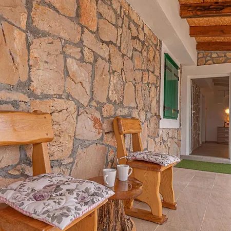 Casa de Férias In With Wifi Unesic