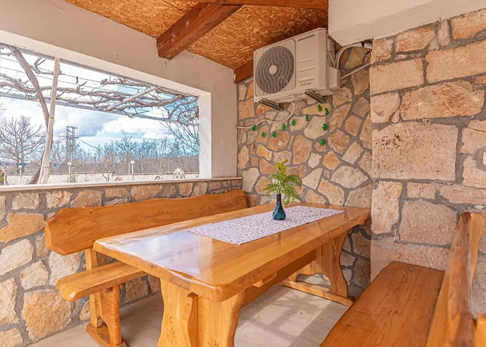 In With Wifi Holiday home *