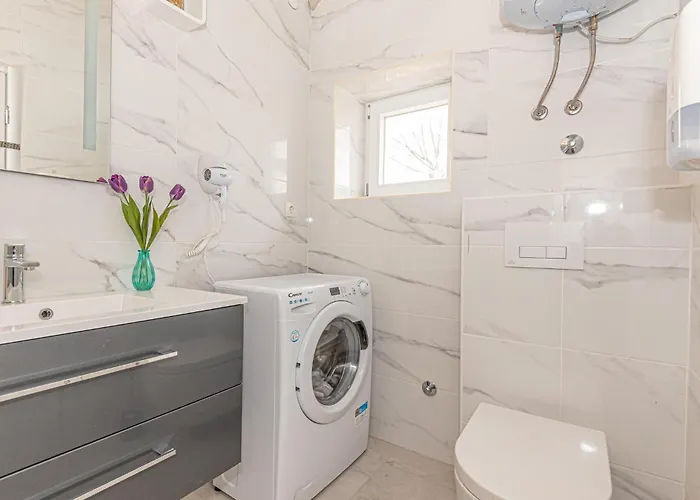 Сasa de vacaciones In With Wifi