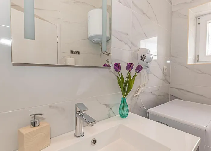 In With Wifi * Unesic